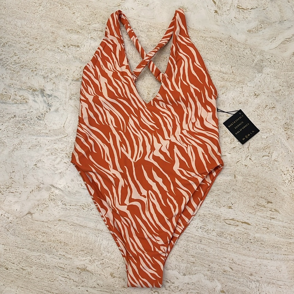 SKATIE Zoey women’s One Piece Swimsuit Capri
Orange Cream Print small - Picture 2 of 8